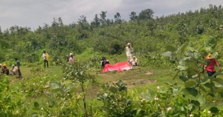 नवविवाहित युवक की बिल्डिंग से गिरकर मौत, गांव में पसरा मातम