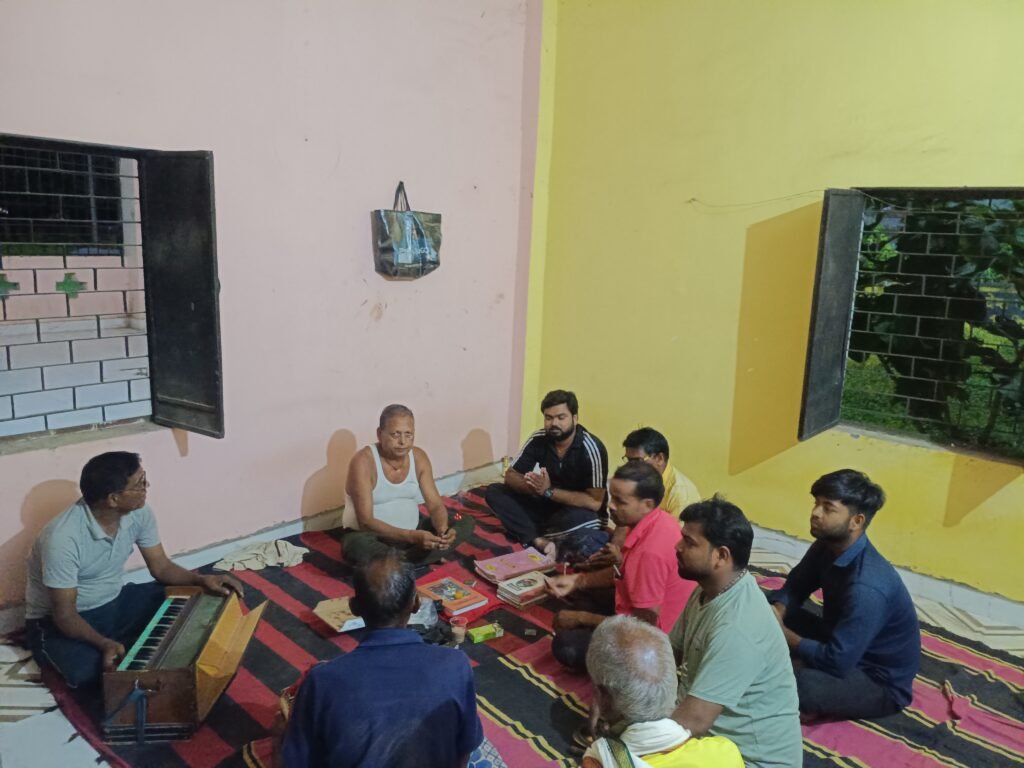 महुली में ऐतिहासिक रामलीला मंचन की तैयारियां शुरू, ग्राम प्रधान अरविंद जायसवाल ने कराया रिहर्सल का शुभारंभ 1 महुली में ऐतिहासिक रामलीला मंचन की तैयारियां शुरू, ग्राम प्रधान अरविंद जायसवाल ने कराया रिहर्सल का शुभारंभ - SONBHADRA, उत्तर प्रदेश