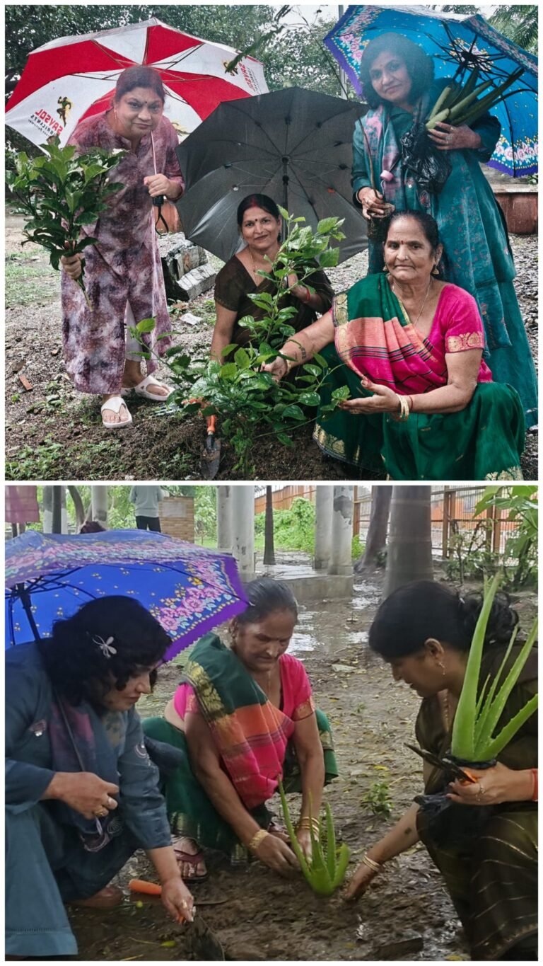 अंतर्राष्ट्रीय अग्रवाल सम्मेलन ट्रस्ट उत्तराखंड द्वारा पितरों के नाम एक शाम के अंतर्गत पौधा रोपण कार्यक्रम संपन्न