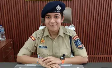 बस्ती: 2023 बैच की आईपीएस मानसी दहिया ने संभाला सीओ सदर का कार्यभार, महिला सुरक्षा और यातायात सुधार पहली प्राथमिकता 14 बस्ती: 2023 बैच की आईपीएस मानसी दहिया ने संभाला सीओ सदर का कार्यभार, महिला सुरक्षा और यातायात सुधार पहली प्राथमिकता - BASTI, उत्तर प्रदेश