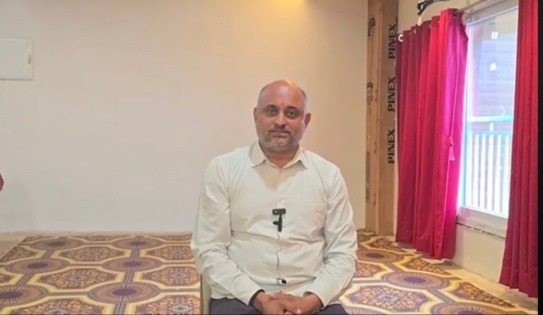 प्रधानमंत्री पोषण शक्ती निर्माण स्किम के चावल की बोरीया कालेबाजार मे खरेदी-बिक्री के विषयपर उच्चस्तरीय जाॅंच करणे की पार्षद घृष्णेश्वर पाटील की मांग