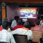 ब्लॉक कांग्रेस कमेटी कार्यालय मोहगांव अध्यक्ष इकबाल खान के नेतृत्व में देखा छात्रों की गूंज का सीधा प्रसारण