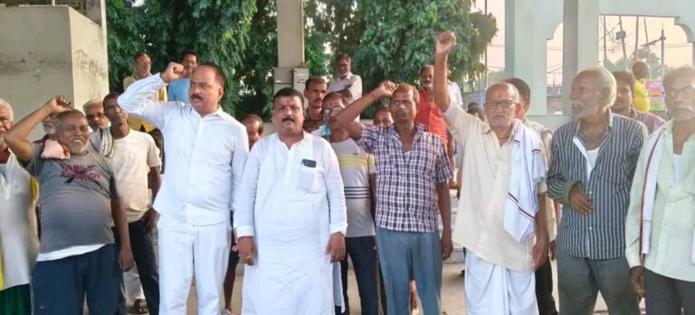 धार्मिक आस्था से खिलवाड़ बर्दाश्त नहीं