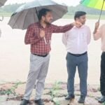 लगातार बारिश से बढ़ा बाढ़ का खतरा, फरेंदा, नौतनवा, निचलौल क्षेत्र में डीएम ने लिया जायजा