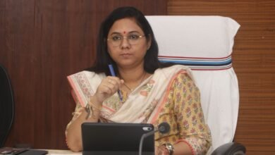 राजस्व अधिकारियों की समीक्षा बैठक संपन्न एग्रीस्टैक किसान पंजीयन में तेजी लाने के निर्देश, लंबित राजस्व प्रकरणों के शीघ्र निराकरण पर जोर 25 राजस्व अधिकारियों की समीक्षा बैठक संपन्न एग्रीस्टैक किसान पंजीयन में तेजी लाने के निर्देश, लंबित राजस्व प्रकरणों के शीघ्र निराकरण पर जोर - सूरजपुर, छत्तीसगढ़