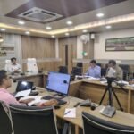 सिंगरौली:  कलेक्टर ने औद्योगिक कंपनियों से संबंधित प्रकरणों की समीक्षा की। विस्थापितों को उनकी योग्यता के अनुरूप रोजगार उपलब्ध कराएं औद्योगिक कंपनियां –सिंगरौली कलेक्टर श्री गौरव ब