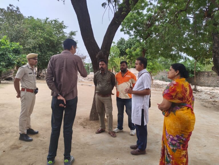 मतदान केन्द्रों का निरीक्षण कर व्यवस्थाओं का लिया जायजा नगर निगम चुनाव को लेकर तैयारियां अंतिम चरण में, अधिकारियों ने दिए आवश्यक दिशा-निर्देश