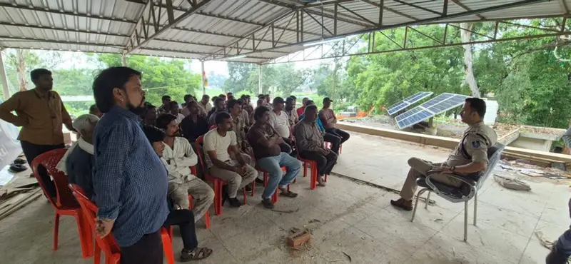 आटो चालकों की बडबारा पुलिस ने ली बैठक याता यात नियमों के पालन हेदायत
