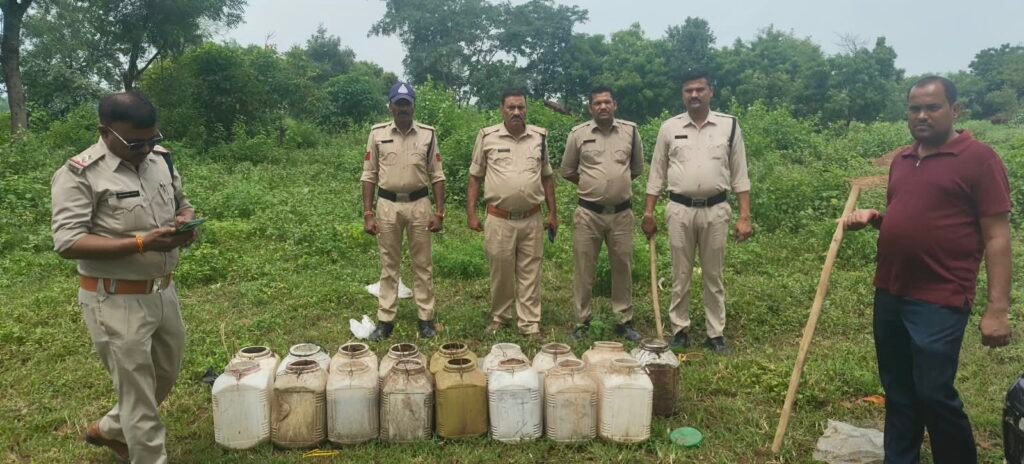 कच्ची शराब के ठिकानों पर पहुंची बिजय राघव गढ़ पुलिस - कटनी, मध्य प्रदेश
