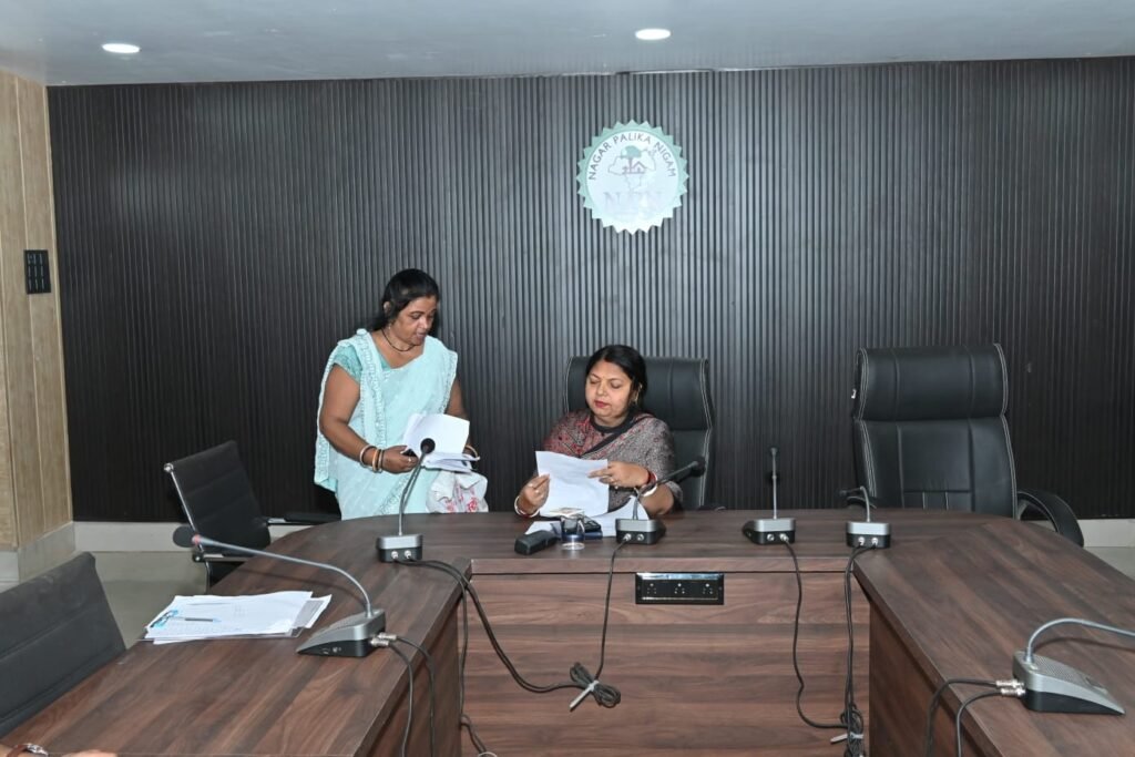 नागरिको की बात सीधे महापौर तक,15 सितंबर को फिर होगी महापौर जन सुनवाई 1 नागरिको की बात सीधे महापौर तक,15 सितंबर को फिर होगी महापौर जन सुनवाई - कटनी, मध्य प्रदेश