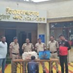 बिजय राघव गढ़ पुलिस ने किया गिरफतार ।