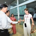 दाबोलीम एयरपोर्ट पर पहले अंतरराष्ट्रीय चार्टर विमान का स्वागत, गोवा में पर्यटन सीजन की शुरुआत