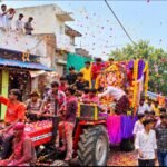 पादूकलां में गणेश उत्सव की झांकियों पर पुष्पवर्षा, हिंदू-मुस्लिम एकता की मिसाल