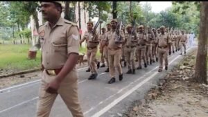 परेड में पुलिसकर्मियों की परखी गई दक्षता, क्षेत्राधिकारी ने दिए अनुशासन के निर्देश 2 FB IMG 1790737424696