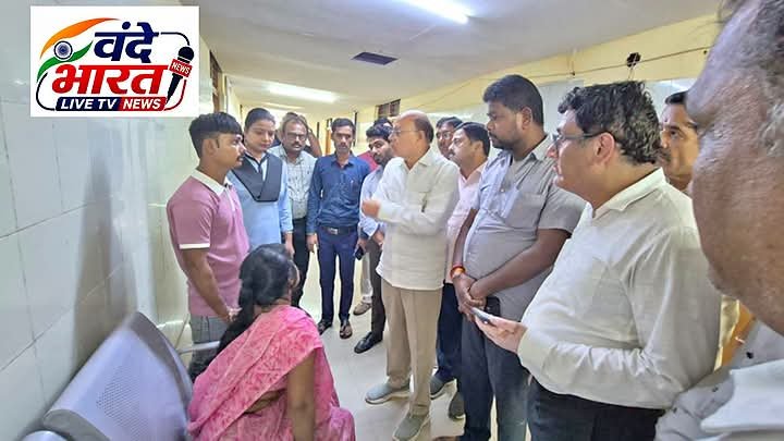 जहरीली शराब पीड़ितों से बीएमसी पहुंचकर विधायक लारिया ने की मुलाकात, पीड़ित मरीजों को बेहतर उपचार और आवश्यक सुविधाएं उपलब्ध कराने के दिए निर्देश