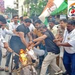 राहुल गांधी पर FIR के विरोध में शहर कांग्रेस ने वाटर कैनन और पुलिस की झूमा झटकी के बीच उत्तराखंड के मुख्यमंत्री पुष्कर सिंह धामी का पुतला घसीटकर किया पुतला दहन