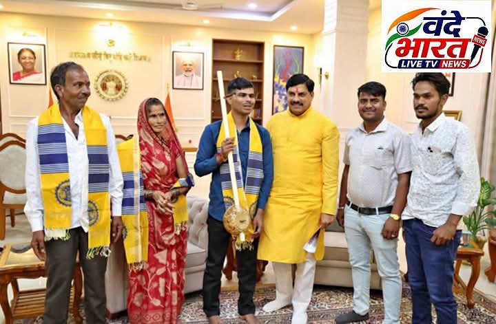 ट्रेन में भजन से बॉलीवुड तक पहुंची सुनील की आवाज, किस्मत ने बदली करवट
