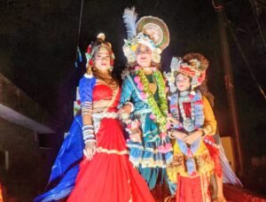 कांठ में गूंजे श्रीकृष्ण के जयकारे, धूमधाम से निकली रामडोल शोभायात्रा, झांकियों ने मोहा मन 2 IMG 20260905 WA01082