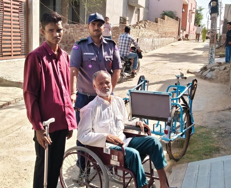 चूरू जिला निर्वाचन अधिकारी (कलक्टर) अभिषेक सुराणा ने शांतिपूर्ण एवं सफल मतदान के लिए मतदाताओं का जताया आभार, पांचों नगरनिकायों में हुआ औसत 72.951 प्रतिशत मतदान*