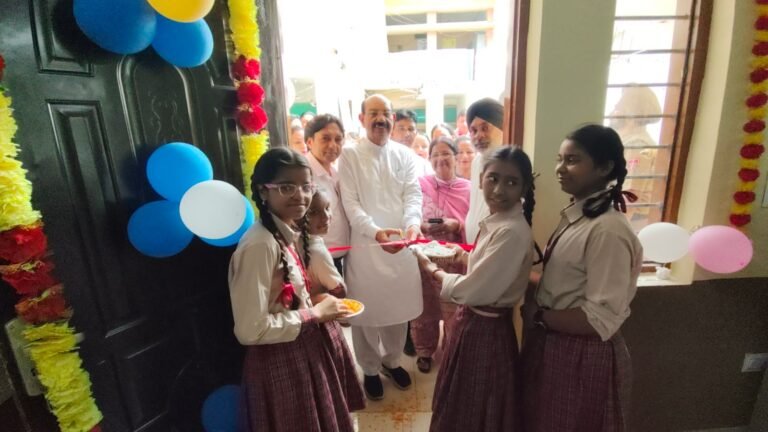 कैबिनेट मंत्री मोहिंदर भगत ने पंजाब शिक्षा क्रांति के तहत 15 लाख रुपये के स्कूल प्रोजेक्टों का किया उद्घाटन