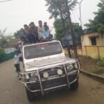 चीचली थाना अंतर्गत बाजार के दिन ओवर लोड सवारी बैठाई जा रही है।