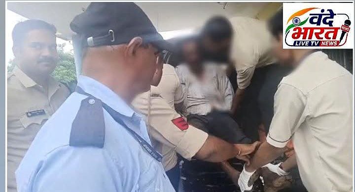 ट्रेन से गिरकर रेलवे पटरी पर घायल हुए व्यक्ति के लिए डायल-112 बनी मददगार, घायल को पटरी से उठाकर बीएमसी पहुँचाया
