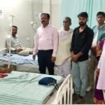 बंडा की दुखद घटना पर जिला अस्पताल पहुंचे जनप्रतिनिधि एवं भाजपा पदाधिकारी