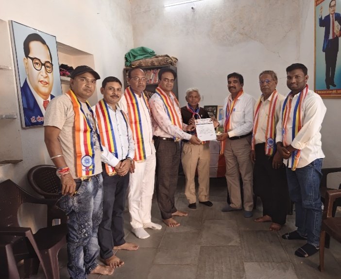 राजस्थान बौद्ध महासंघ इकाई झालावाड़ की बैठक संपन्न; डॉ. कमलेश अध्यक्ष व धनीराम संयोजक नियुक्त 1 राजस्थान बौद्ध महासंघ इकाई झालावाड़ की बैठक संपन्न; डॉ. कमलेश अध्यक्ष व धनीराम संयोजक नियुक्त - JHALAWAR, राजस्थान