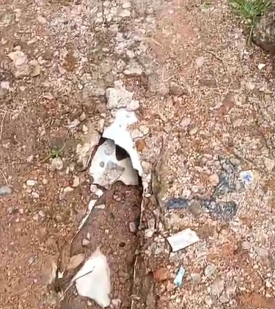 पलेरा : नयागांव में अंडरग्राउंड ड्रेनेज सिस्टम बना ग्रामीणों के लिए मुसीबत - टीकमगढ़, मध्य प्रदेश