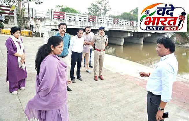 कलेक्टर ने गणपति विसर्जन स्थल का किया निरीक्षण,गणेश प्रतिमाओं के सुरक्षित एवं सुचारू विसर्जन हेतु आवश्यक व्यवस्थाएं सुनिश्चित करने के दिए निर्देश