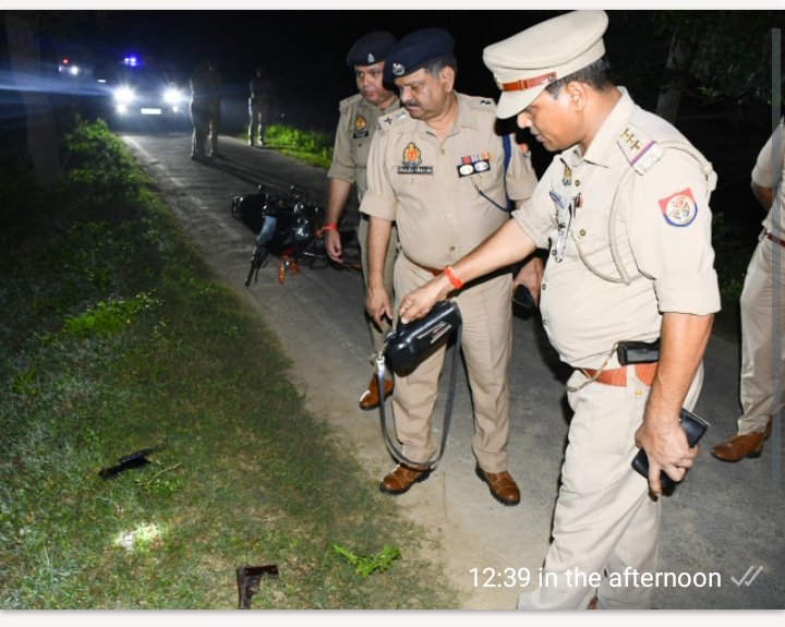 पुलिस मुठभेड़ में शातिरबदमाश के पैर मेंलगी गोली