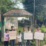 जर्जर विद्यालय भवन को लेकर ग्रामीणों ने कलेक्टर से की मुलाकात