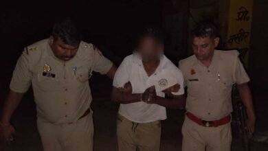 सहारनपुर में पुलिस का बड़ा एक्शन 🚨 🔥 नाबालिग से अनैतिक कार्य के मुकदमे में वांछित आरोपी पुलिस मुठभेड़ में घायल गिरफ्तार 16 WhatsApp Image 2026 09 01 at 11.21.04 AM