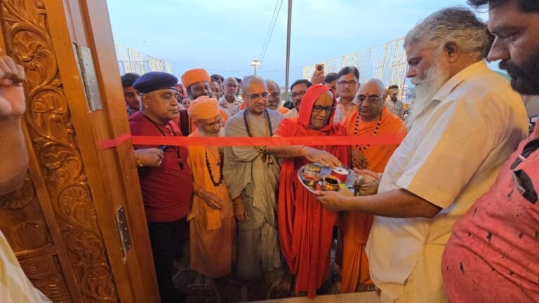 संतों के सानिध्य में लोक देवता बाबा रामदेव जी के भव्य मेले का शुभारंभ