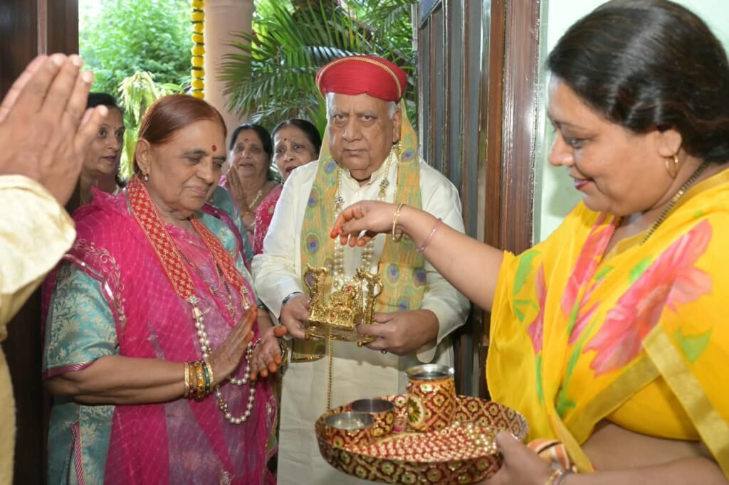 सखी सहेली समूह द्वारा कृष्ण नंदोत्सव हर्षोल्लास से मनाया गया 1 सखी सहेली समूह द्वारा कृष्ण नंदोत्सव हर्षोल्लास से मनाया गया - JODHPUR, राजस्थान