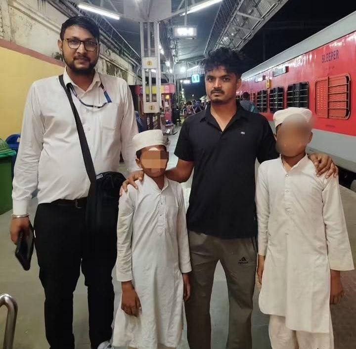 टीटीई की तत्परता से दो नाबालिग बच्चों को मिला सुरक्षित सहारा