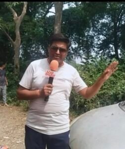 गणेश प्रतिमा स्थापित कर लौट रहे युवकों की कार पेड़ से टकराई, 3 की मौत; 6 गंभीर घायल