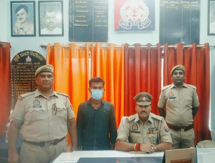 बस्ती: नाबालिग को बहला-फुसलाकर भगाने वाला आरोपी 24 घंटे में गिरफ्तार, पुलिस ने सकुशल बरामद की किशोरी