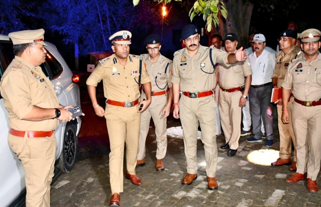 मुजफ्फरनगर में मंदिर के पुजारी की गोली मारकर हत्या! 81 वर्षीय स्वामी देवानन्द भारती की मौत से मचा हड़कंप, 1 मुजफ्फरनगर में मंदिर के पुजारी की गोली मारकर हत्या! 81 वर्षीय स्वामी देवानन्द भारती की मौत से मचा हड़कंप, - MUZAFFARNAGAR, उत्तर प्रदेश