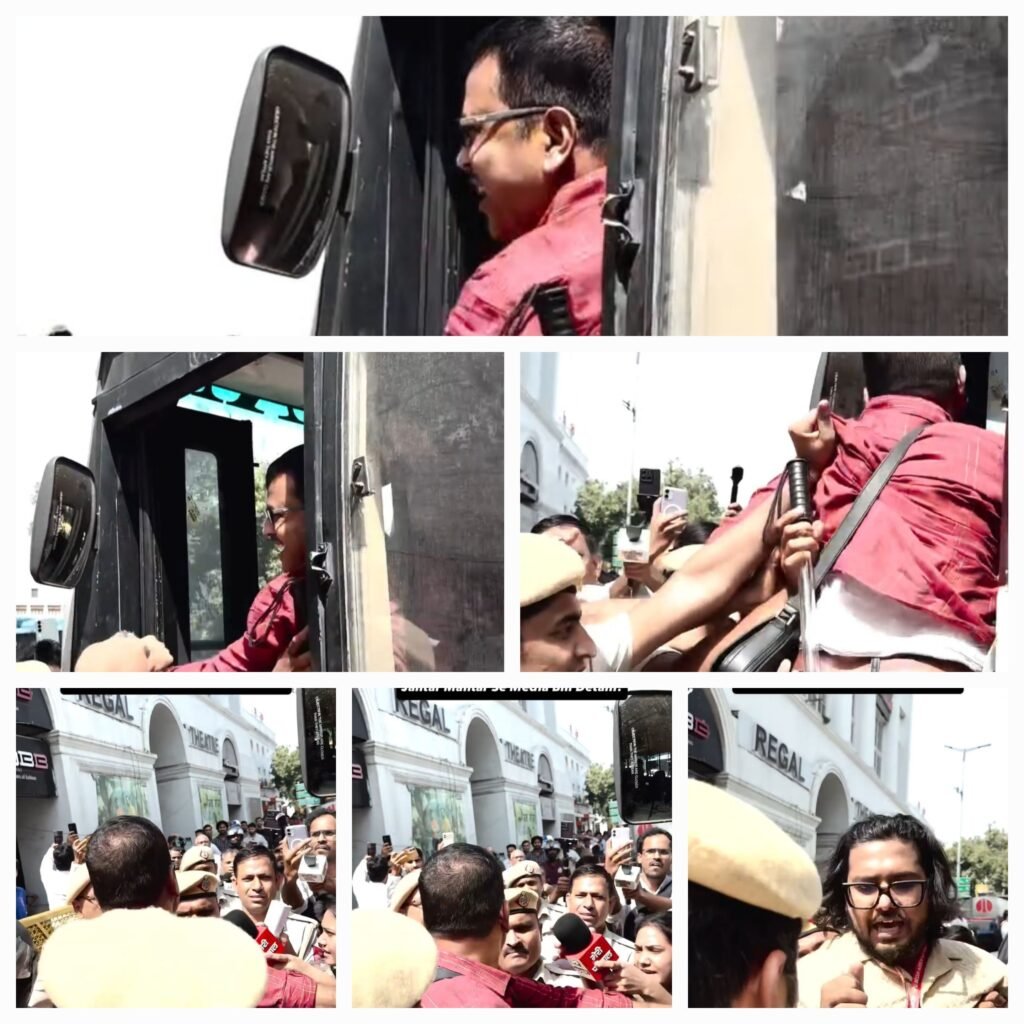 भारत देश में पुलिसकर्मियों द्वारा मीडियाकर्मियों को लताड़ लगाई गई। 1 भारत देश में पुलिसकर्मियों द्वारा मीडियाकर्मियों को लताड़ लगाई गई। - LUCKNOW, उत्तर प्रदेश