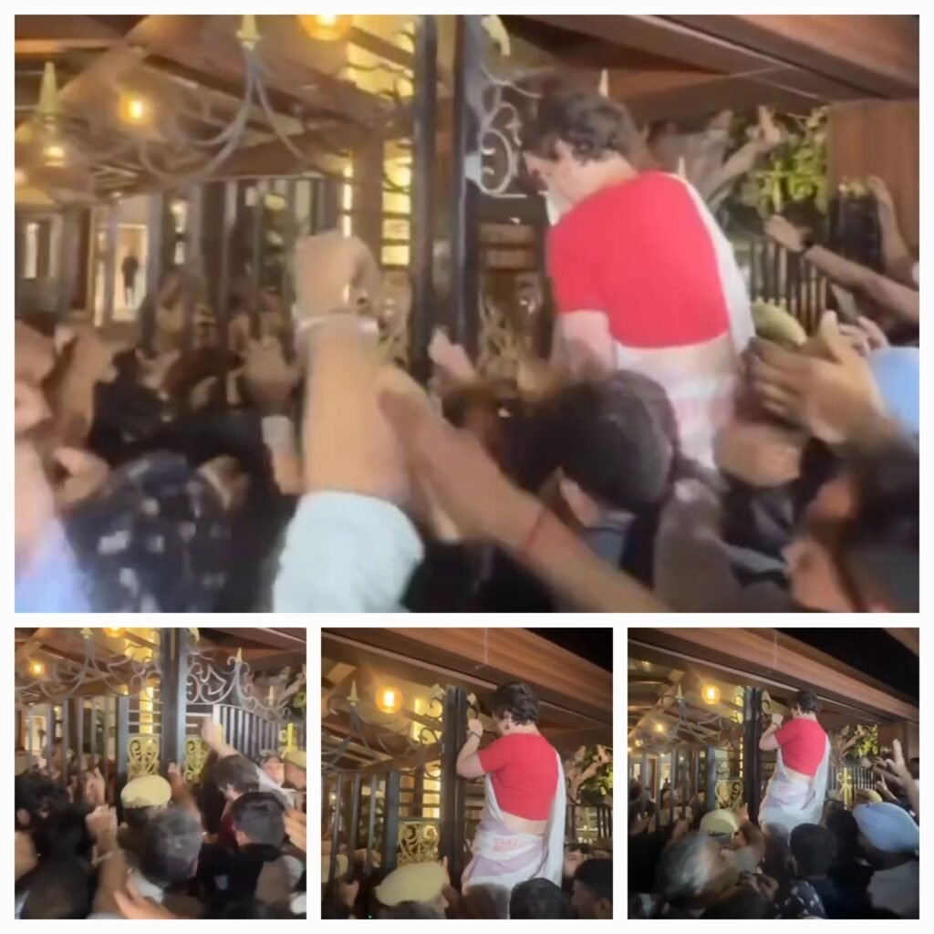Priyanka Gandhi Vadra climbs and open the getes. - LUCKNOW, उत्तर प्रदेश