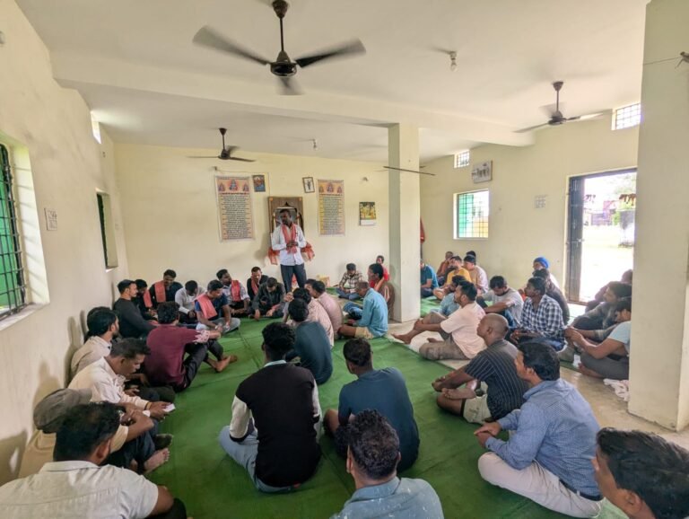 कोल वाशरी क्षेत्र में बढ़ती भारी वाहनों की आवाजाही, धूल एवं खराब सड़क से ग्रामीण परेशान — छत्तीसगढ़िया क्रान्ति सेना करेगी बड़ा आंदोलन