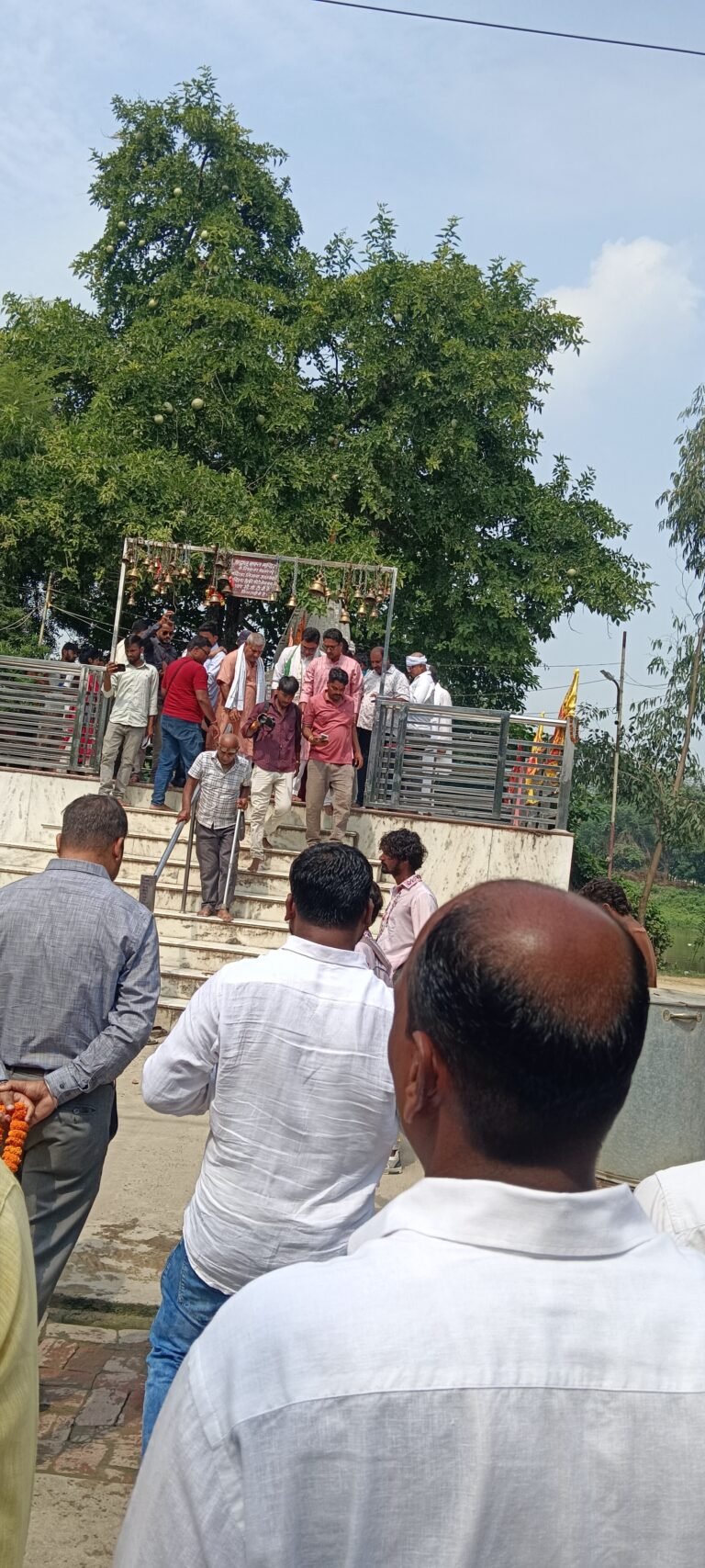 बिहार में आठ सीटों पर स्नातक और शिक्षक प्रत्याशी ने नामांकन