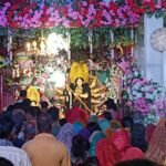आज दूर्गा की हर जगह पट खुल गये