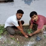 स्वर्गीय श्रीमति सिया देवी के पुण्यतिथि पर किया गया पौधारोपण।