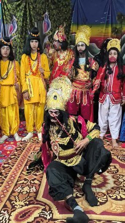 भव्य रोशनी वाले कार्यक्रम में अधिकारियों की मौजूदगी, रामलीला मंचन से दूरी! मां शारदा की नगरी में धार्मिक आयोजनों को लेकर उठे सवाल