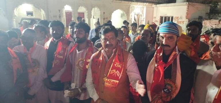 मैहर किले में महाराजा अक्षयराज सिंह जू देव ने किया श्री बिहारी जू का पूजन-अर्चन, निकली भव्य शोभायात्रा