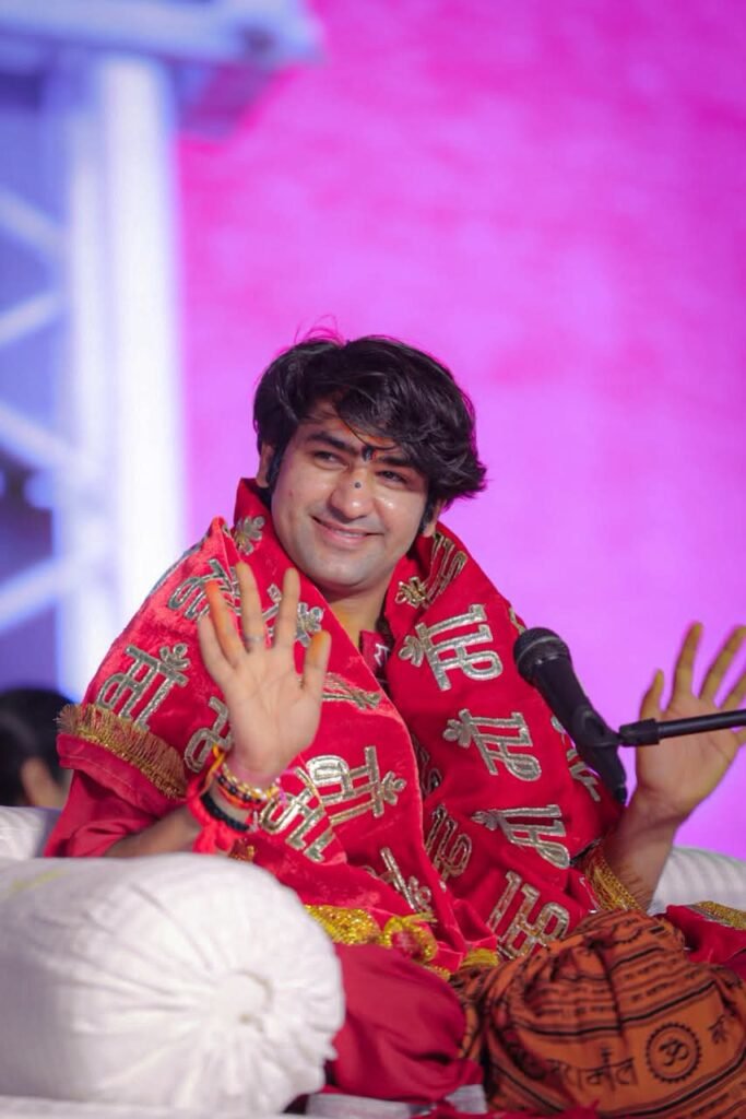 मैहर में सनसनी! बागेश्वर धाम सरकार का दिव्य दरबार, मां शारदा के दर पर पहुंचे धीरेंद्र कृष्ण शास्त्री, भक्तों में मचा हड़कंप! - मैहर, मध्य प्रदेश