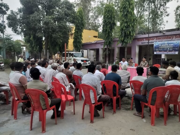 ग्राम सोहलपुर में विशेष जागरूकता कार्यक्रम आयोजित, जनता को नए आपराधिक कानूनों को लेकर किया गया जागरूक।