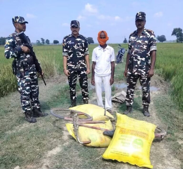 सिद्धार्थनगर में 3 बोरी यूरिया खाद के साथ एक व्यक्ति गिरफ्तार, नेपाल में ऊंचे दाम पर बेचने की थी तैयारी
